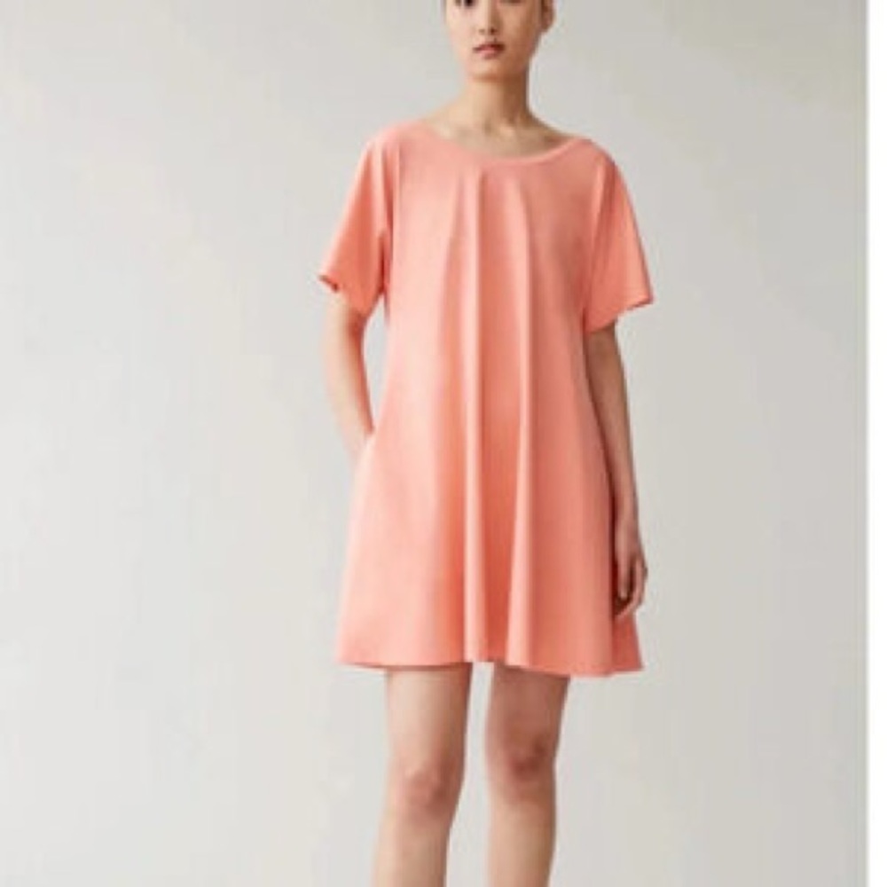 COS NWT Women's‎ A-Line Peach Casual T-Shirt Dress- Size Medium